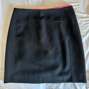 LOFT Women’s black skirt, size 6